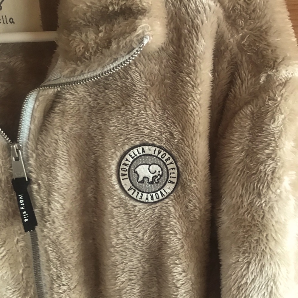 IVORY ELLA SHERPA ZIP UP